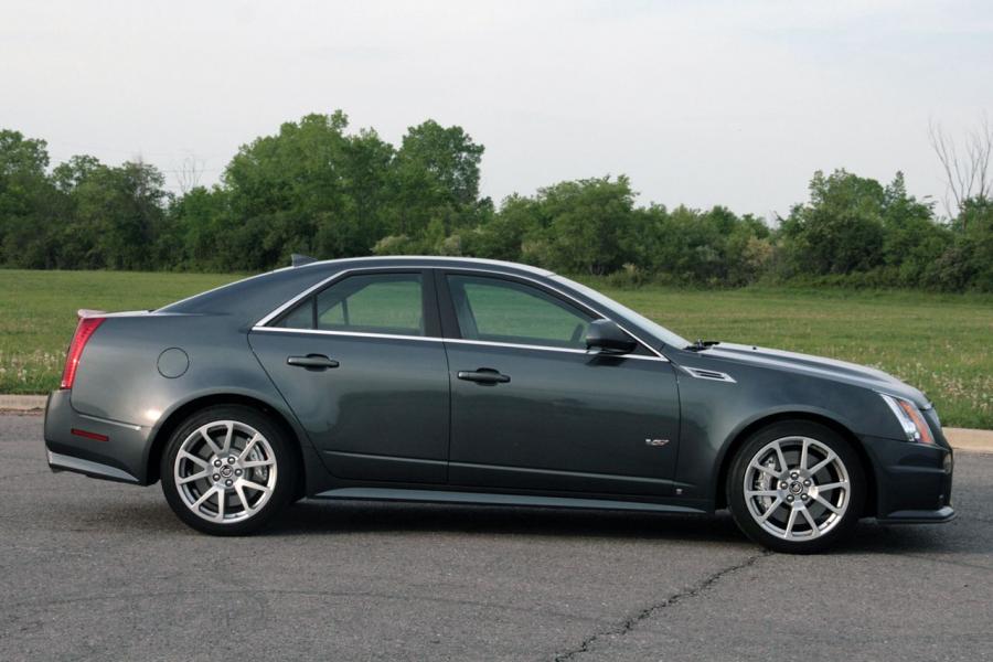  Cadillac CTS-V Coupe 2010 года  (фото 151 из 315)